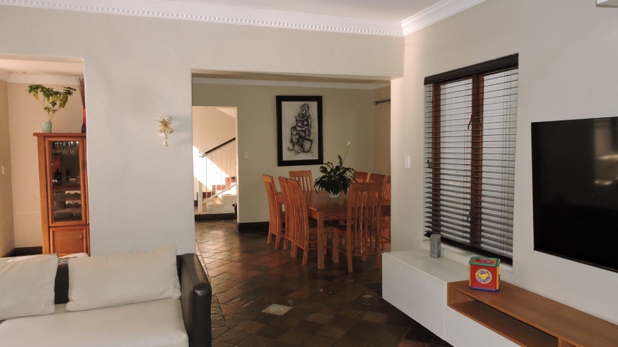 5 Bedroom Property for Sale in Moreleta Park Gauteng
