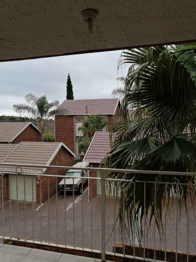 To Let 2 Bedroom Property for Rent in Moreleta Park Gauteng