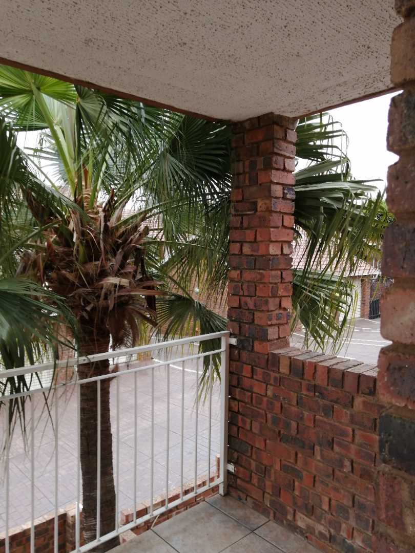 To Let 2 Bedroom Property for Rent in Moreleta Park Gauteng