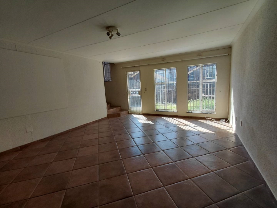 2 Bedroom Property for Sale in Norkem Park Gauteng