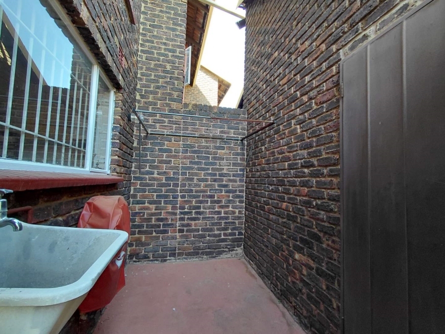 2 Bedroom Property for Sale in Norkem Park Gauteng