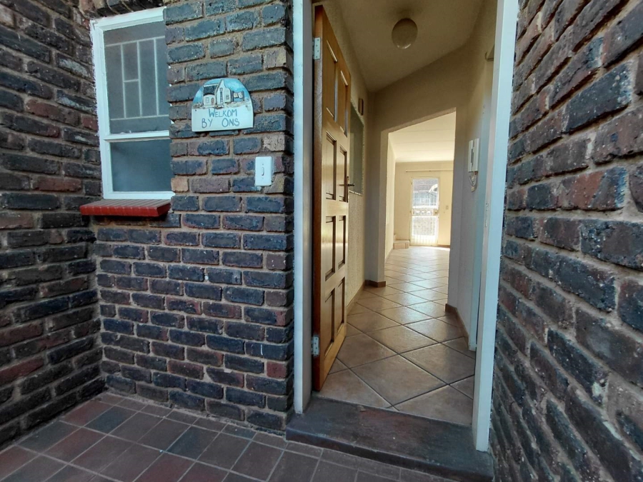2 Bedroom Property for Sale in Norkem Park Gauteng
