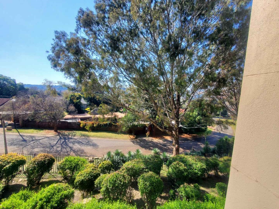 2 Bedroom Property for Sale in Wilro Park Gauteng