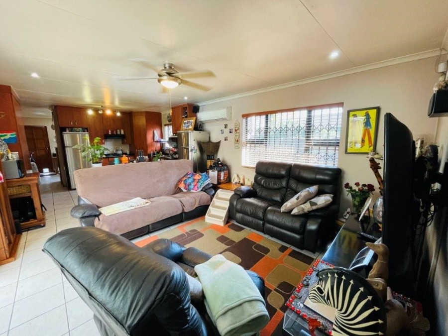 3 Bedroom Property for Sale in Brackenhurst Gauteng