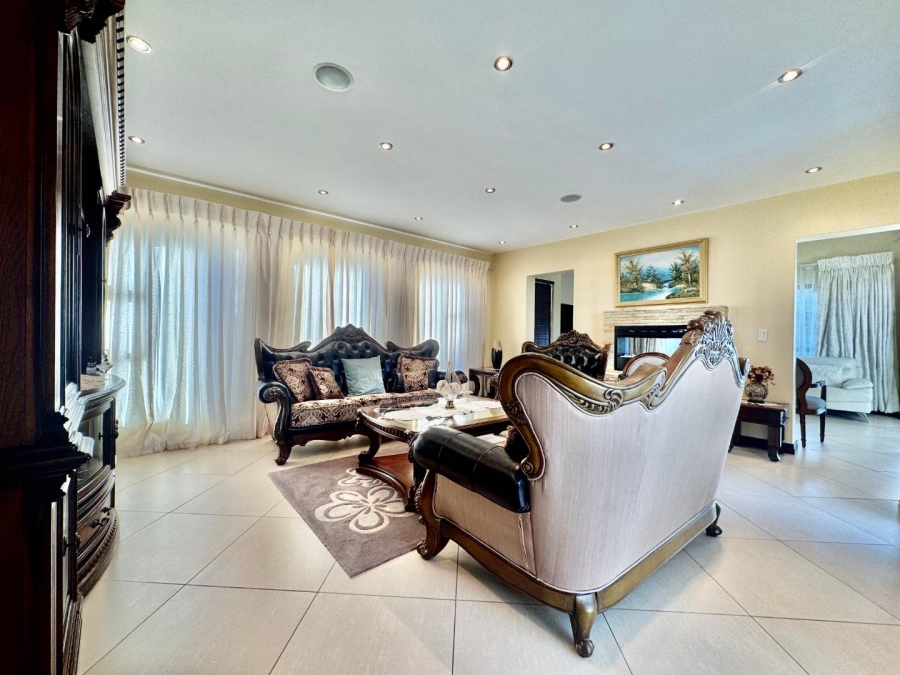 4 Bedroom Property for Sale in Aspen Hills Gauteng