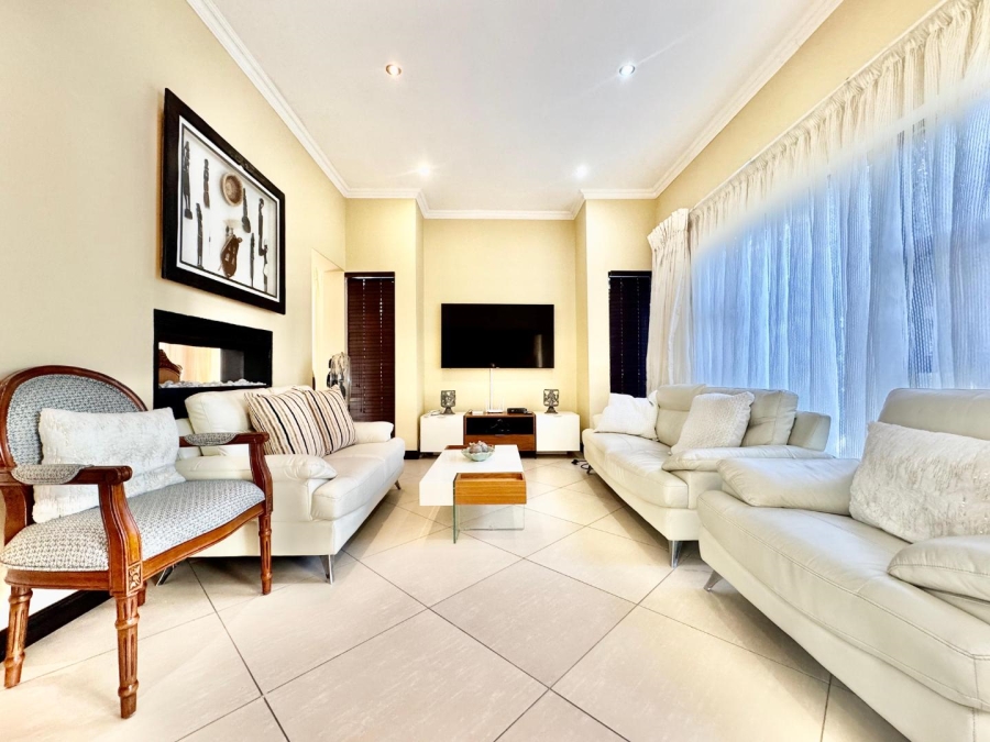 4 Bedroom Property for Sale in Aspen Hills Gauteng