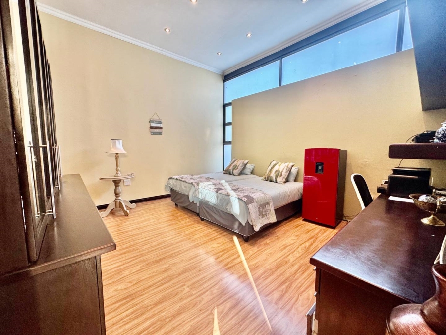 4 Bedroom Property for Sale in Aspen Hills Gauteng