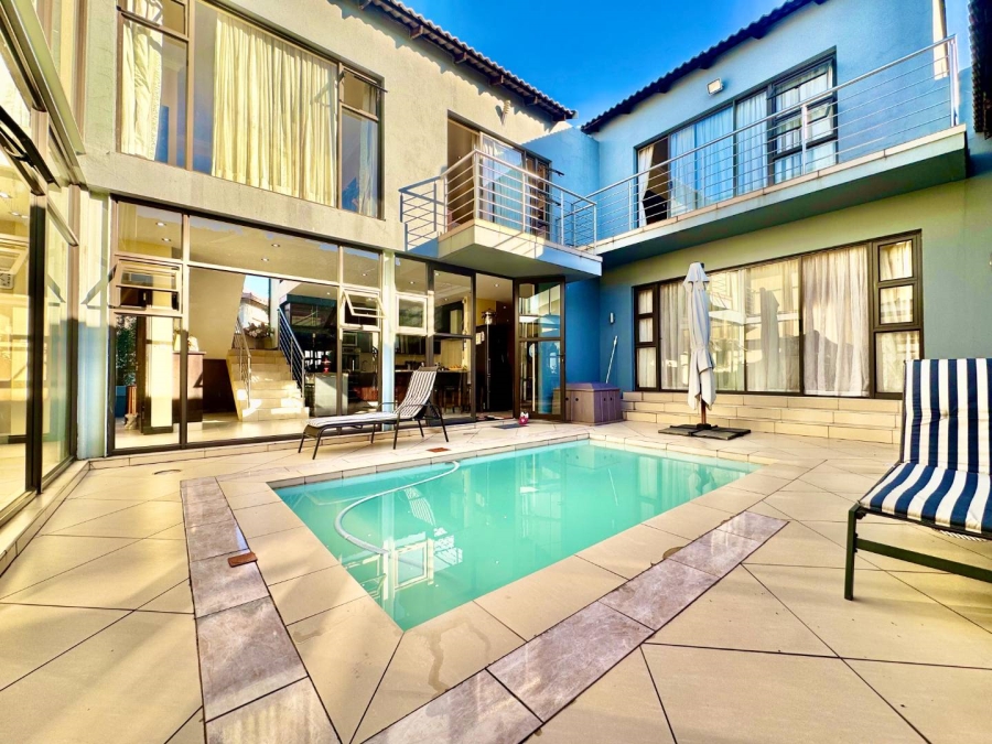 4 Bedroom Property for Sale in Aspen Hills Gauteng