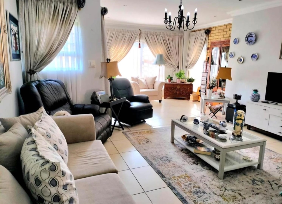 2 Bedroom Property for Sale in New Market Gauteng
