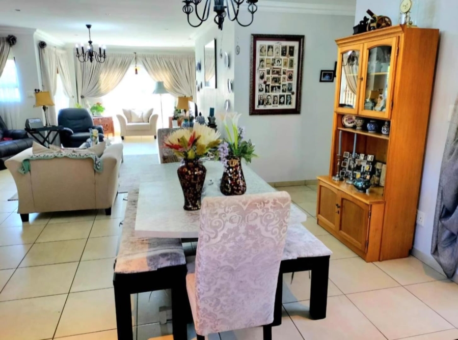 2 Bedroom Property for Sale in New Market Gauteng