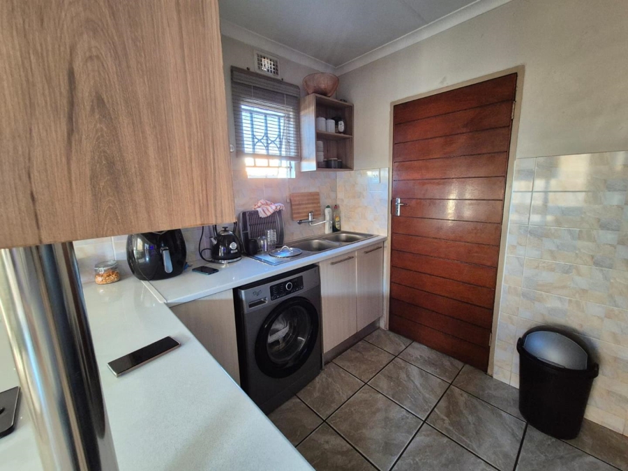 2 Bedroom Property for Sale in Sky City Gauteng