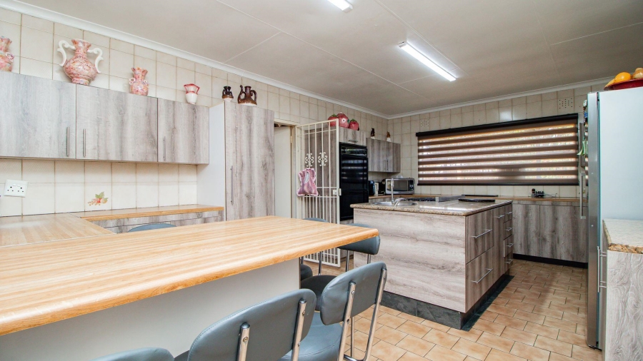 3 Bedroom Property for Sale in Bakerton Gauteng