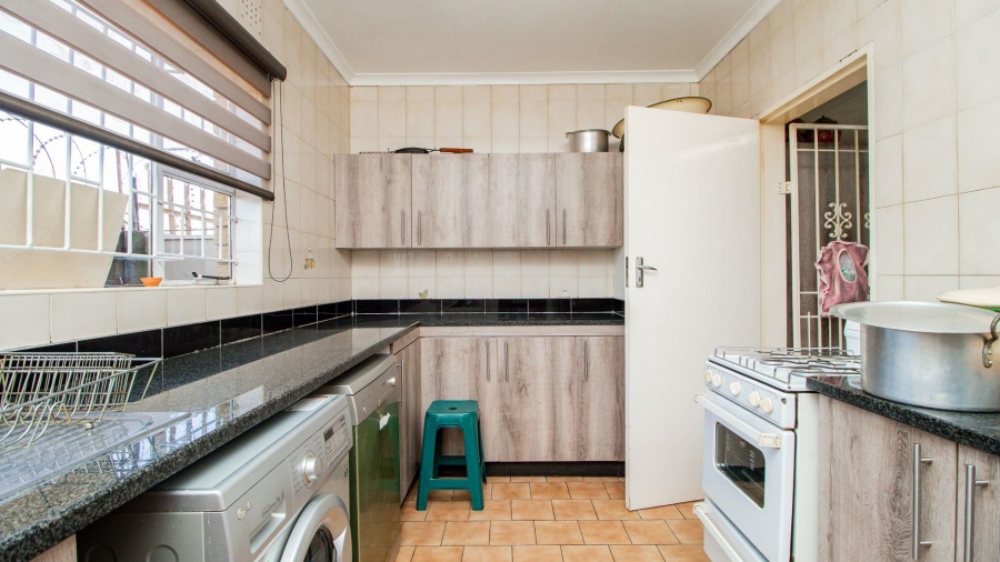3 Bedroom Property for Sale in Bakerton Gauteng