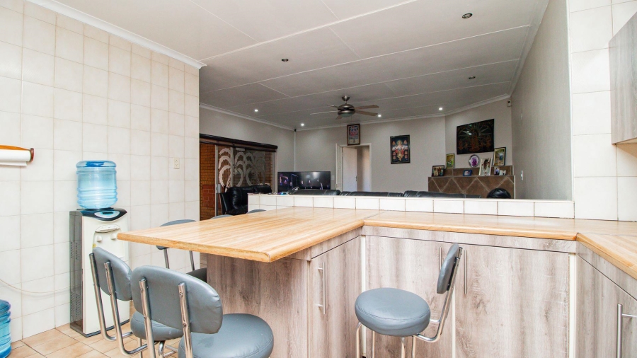 3 Bedroom Property for Sale in Bakerton Gauteng