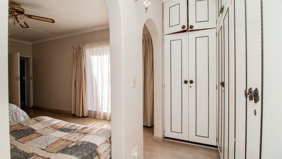 3 Bedroom Property for Sale in Bakerton Gauteng