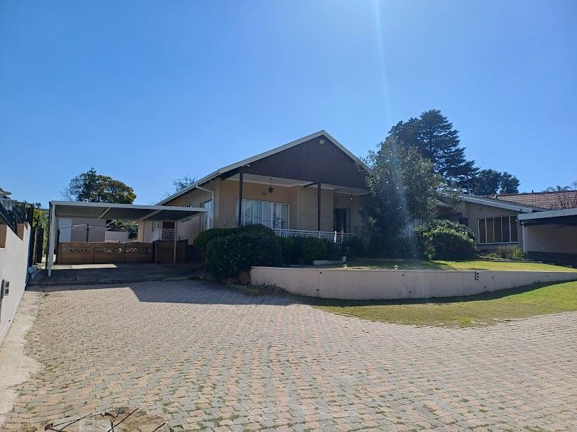 4 Bedroom Property for Sale in Mondeor Gauteng