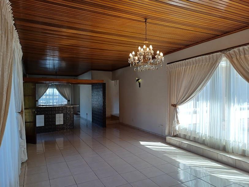 4 Bedroom Property for Sale in Mondeor Gauteng