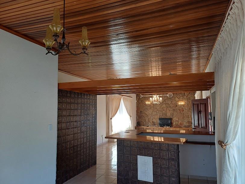 4 Bedroom Property for Sale in Mondeor Gauteng