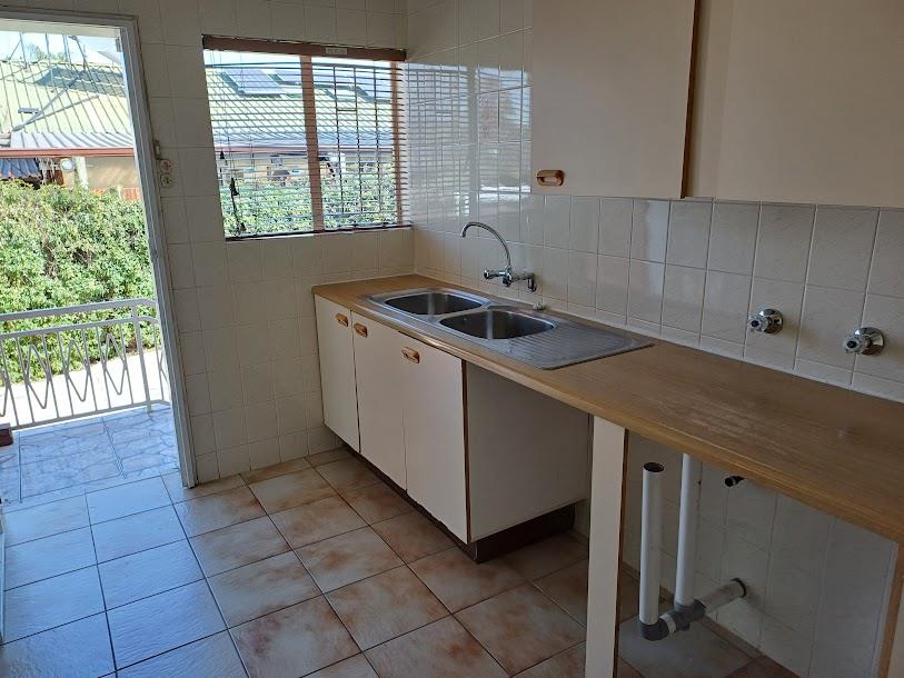 4 Bedroom Property for Sale in Mondeor Gauteng