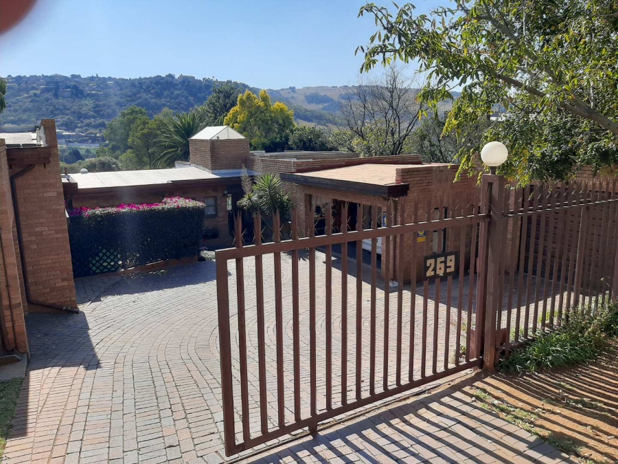 4 Bedroom Property for Sale in Glenvista Ext 5 Gauteng