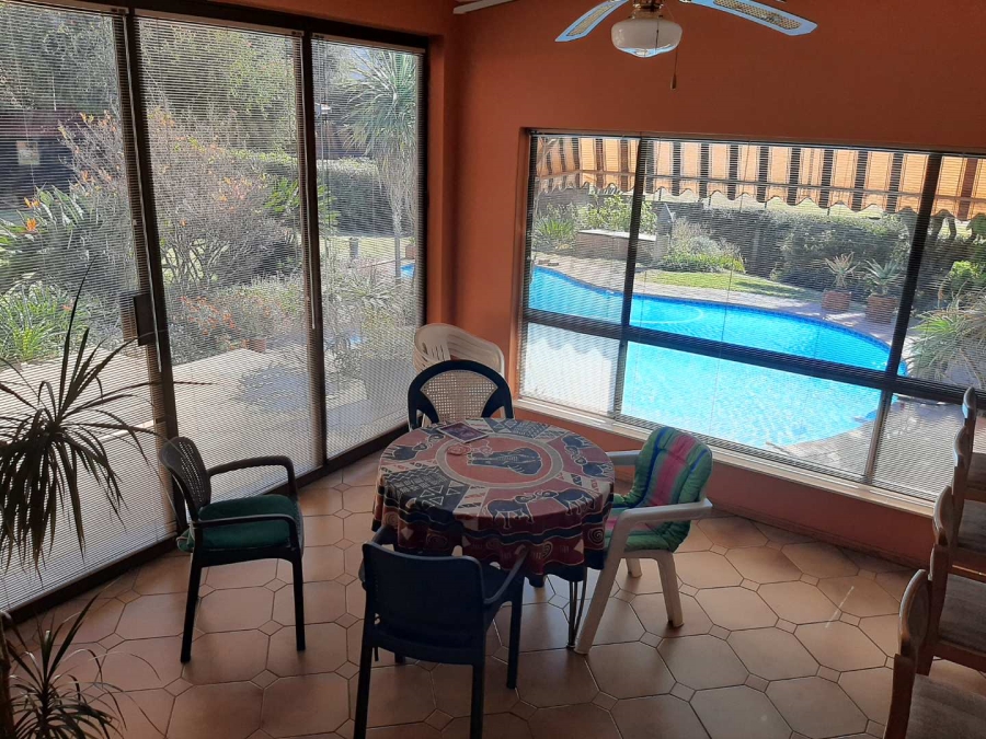 4 Bedroom Property for Sale in Glenvista Ext 5 Gauteng