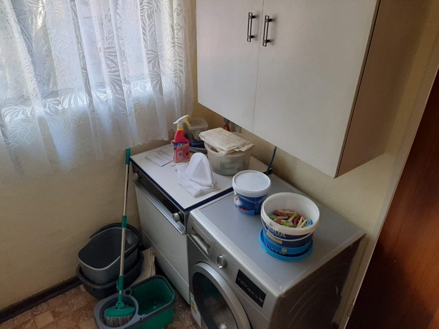 4 Bedroom Property for Sale in Glenvista Ext 5 Gauteng
