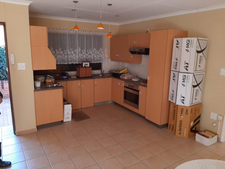 4 Bedroom Property for Sale in Glenvista Ext 5 Gauteng