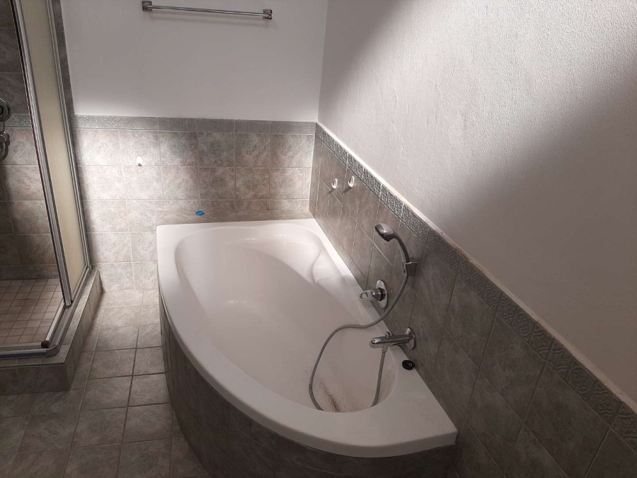 4 Bedroom Property for Sale in Glenvista Ext 5 Gauteng