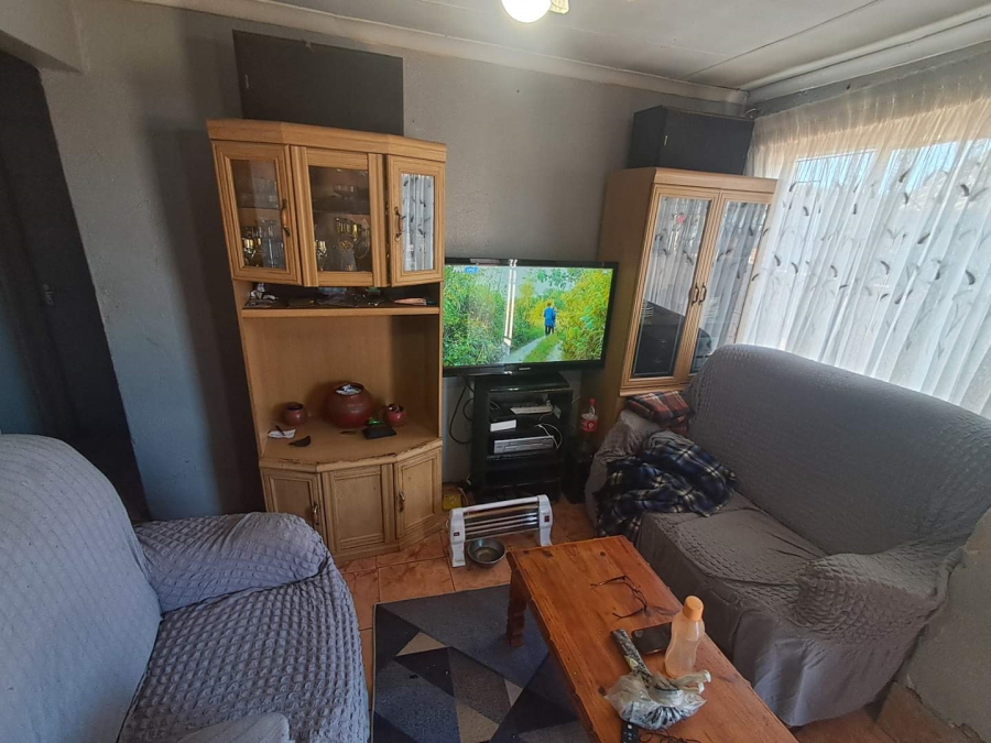 2 Bedroom Property for Sale in Soshanguve GG Gauteng