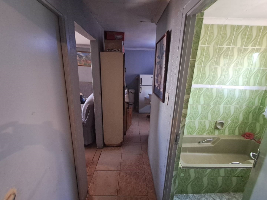 2 Bedroom Property for Sale in Soshanguve GG Gauteng