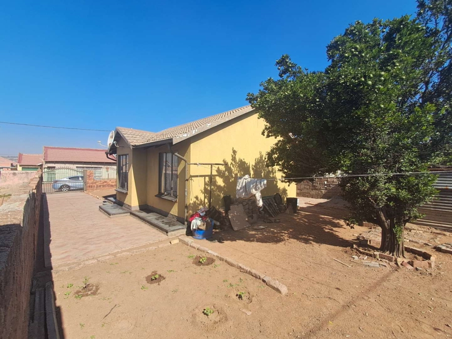 2 Bedroom Property for Sale in Soshanguve GG Gauteng