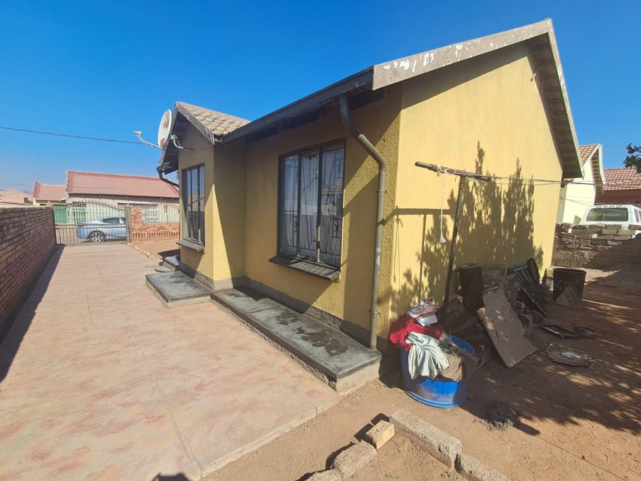 2 Bedroom Property for Sale in Soshanguve GG Gauteng