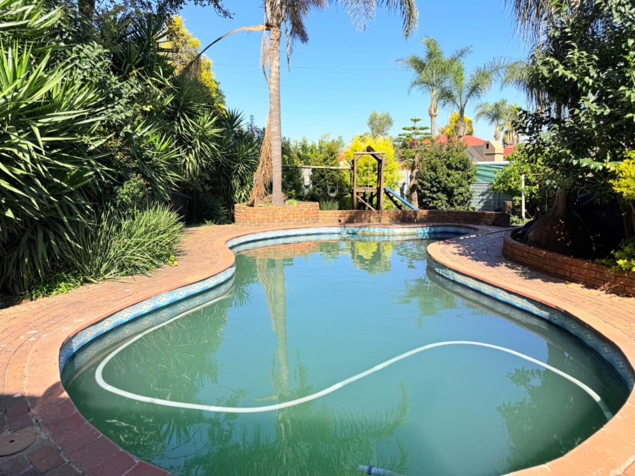 4 Bedroom Property for Sale in Eden Glen Gauteng