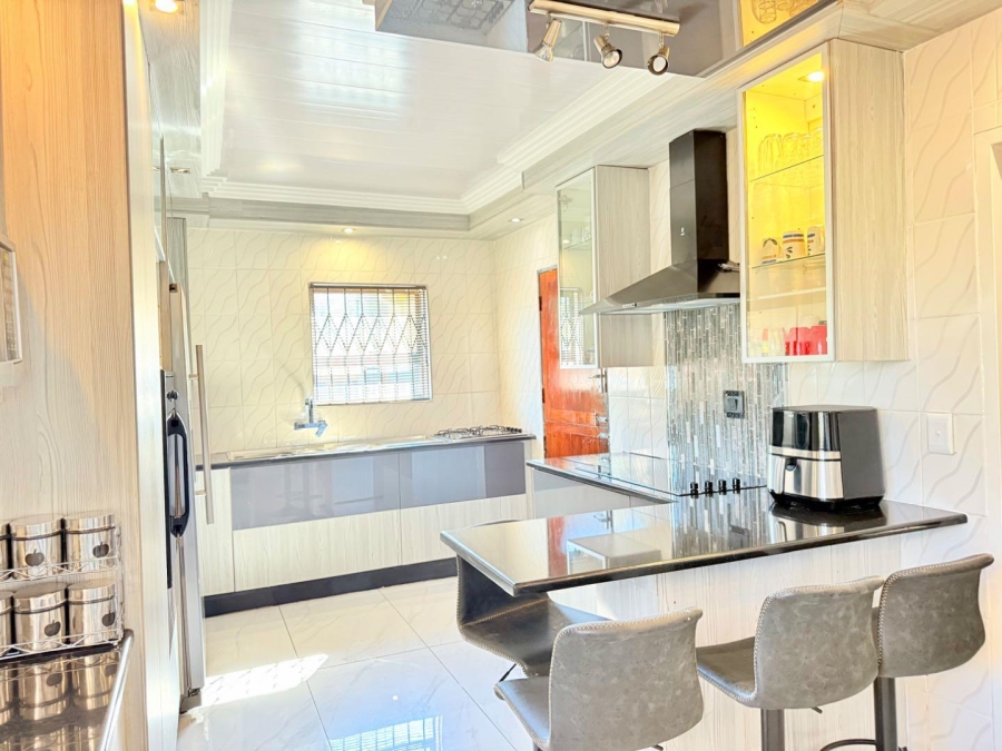 4 Bedroom Property for Sale in Eden Glen Gauteng