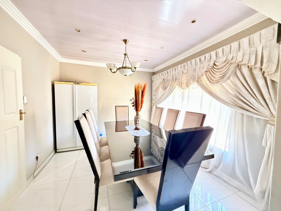 4 Bedroom Property for Sale in Eden Glen Gauteng