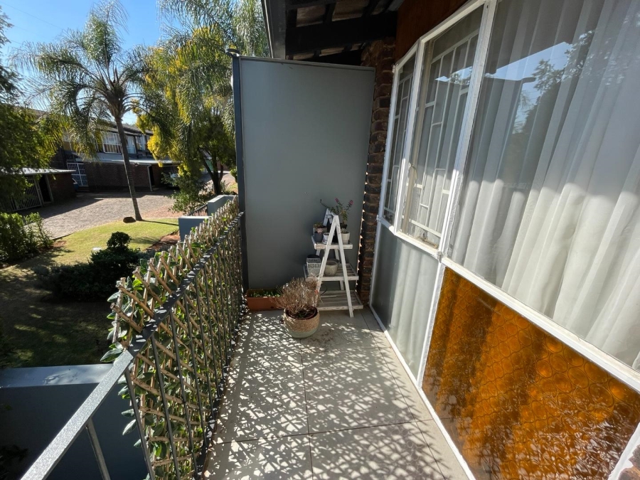 To Let 2 Bedroom Property for Rent in Lynnwood Ridge Gauteng