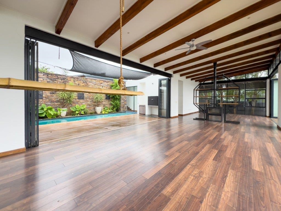 4 Bedroom Property for Sale in Midstream Ridge Gauteng