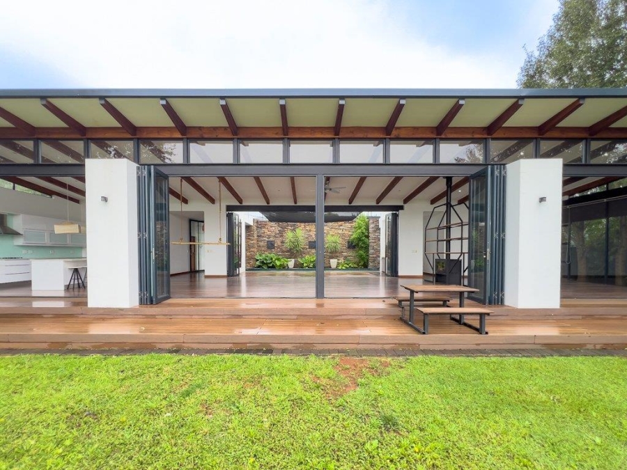 4 Bedroom Property for Sale in Midstream Ridge Gauteng