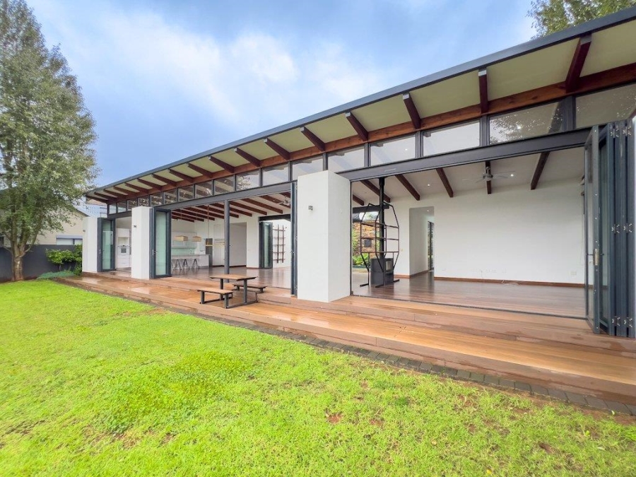 4 Bedroom Property for Sale in Midstream Ridge Gauteng