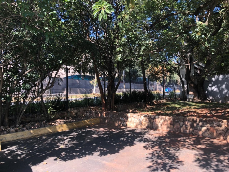 To Let commercial Property for Rent in Dunkeld West Gauteng