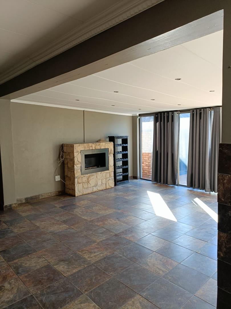 To Let 2 Bedroom Property for Rent in Doornpoort Gauteng