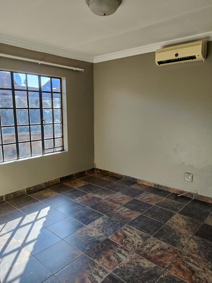 To Let 2 Bedroom Property for Rent in Doornpoort Gauteng
