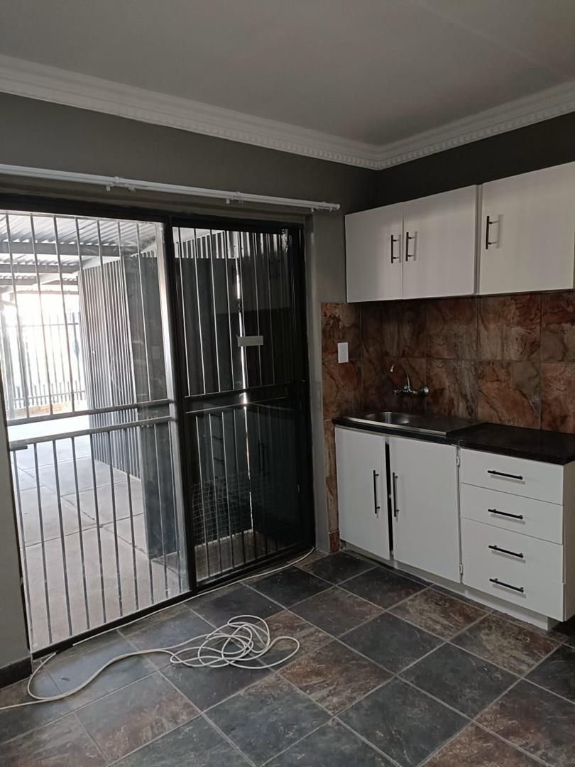 To Let 2 Bedroom Property for Rent in Doornpoort Gauteng