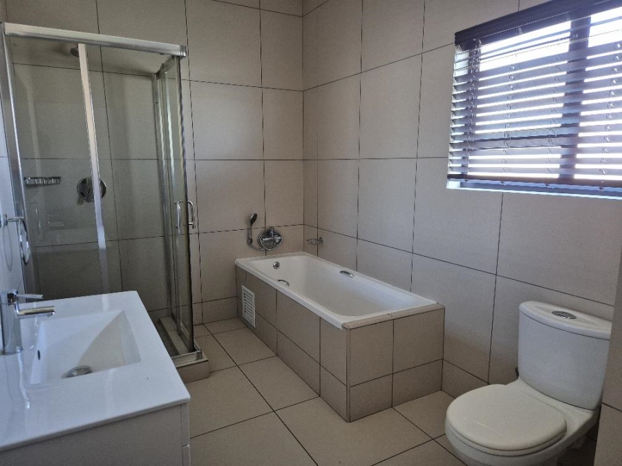 2 Bedroom Property for Sale in Comet Gauteng
