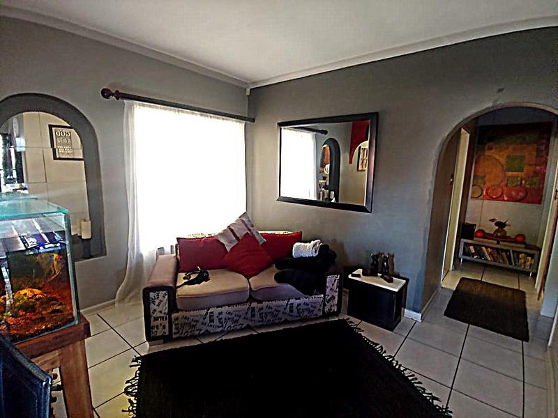 2 Bedroom Property for Sale in Doornpoort Gauteng