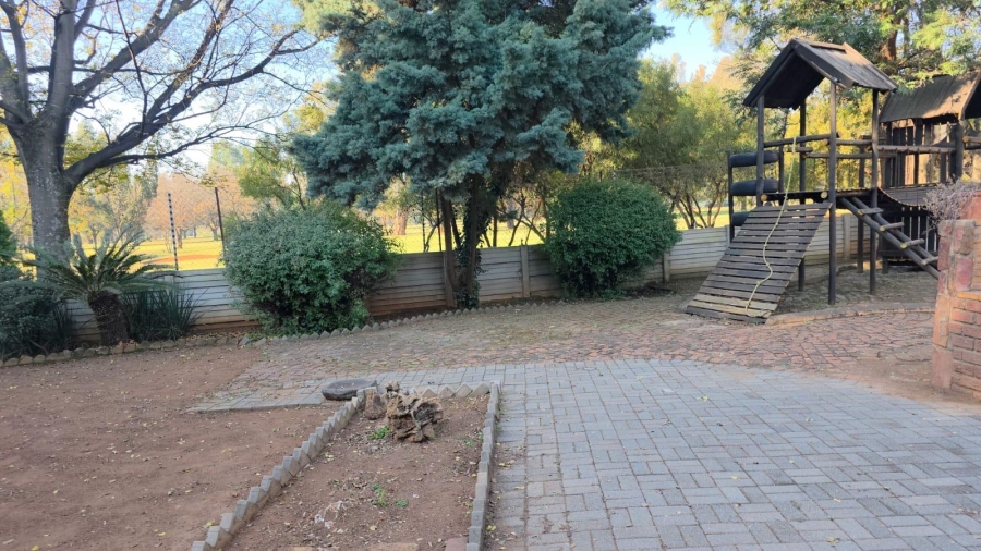 4 Bedroom Property for Sale in Clubview Gauteng