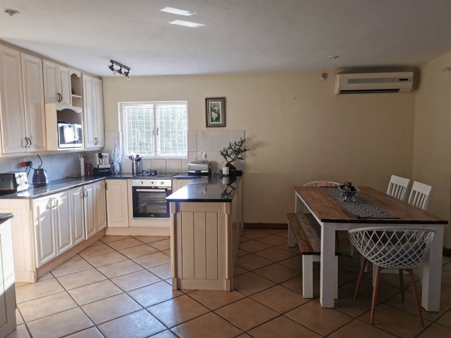 To Let 3 Bedroom Property for Rent in Woodlands Estate Gauteng