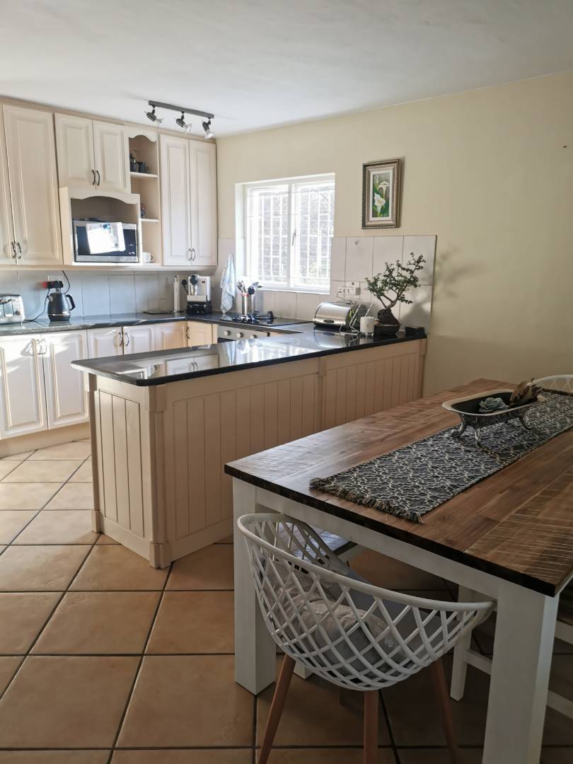 To Let 3 Bedroom Property for Rent in Woodlands Estate Gauteng