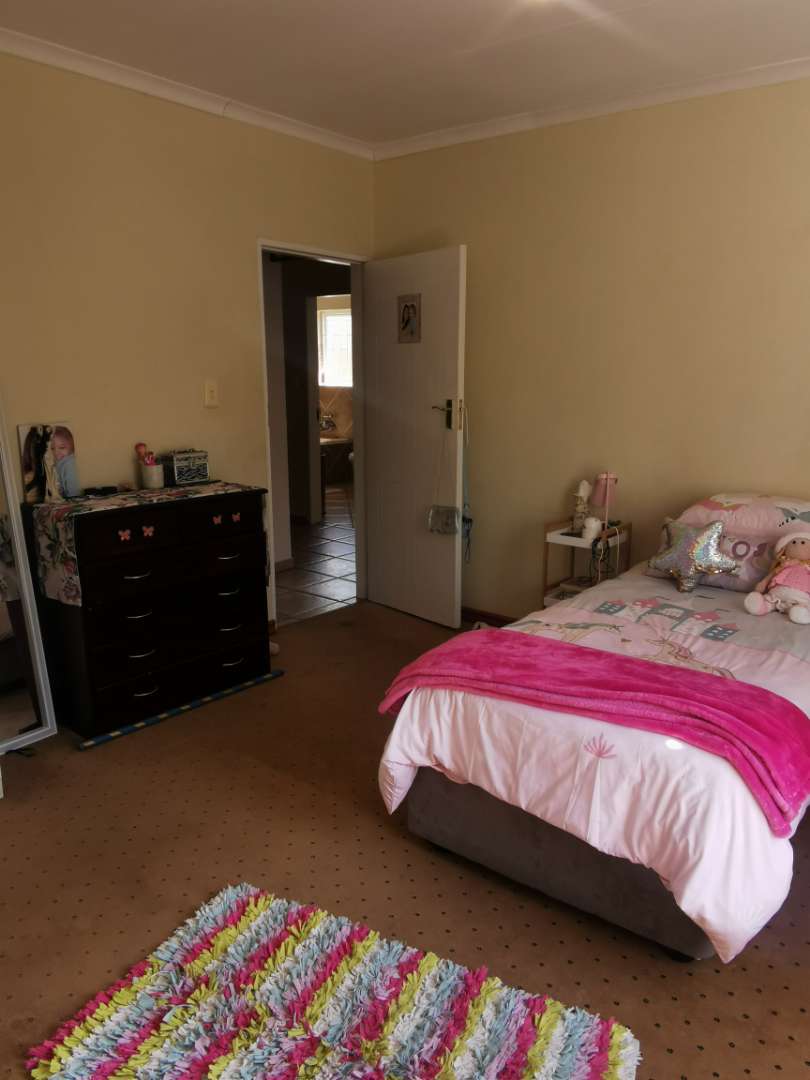 To Let 3 Bedroom Property for Rent in Woodlands Estate Gauteng