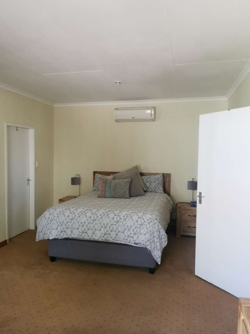 To Let 3 Bedroom Property for Rent in Woodlands Estate Gauteng